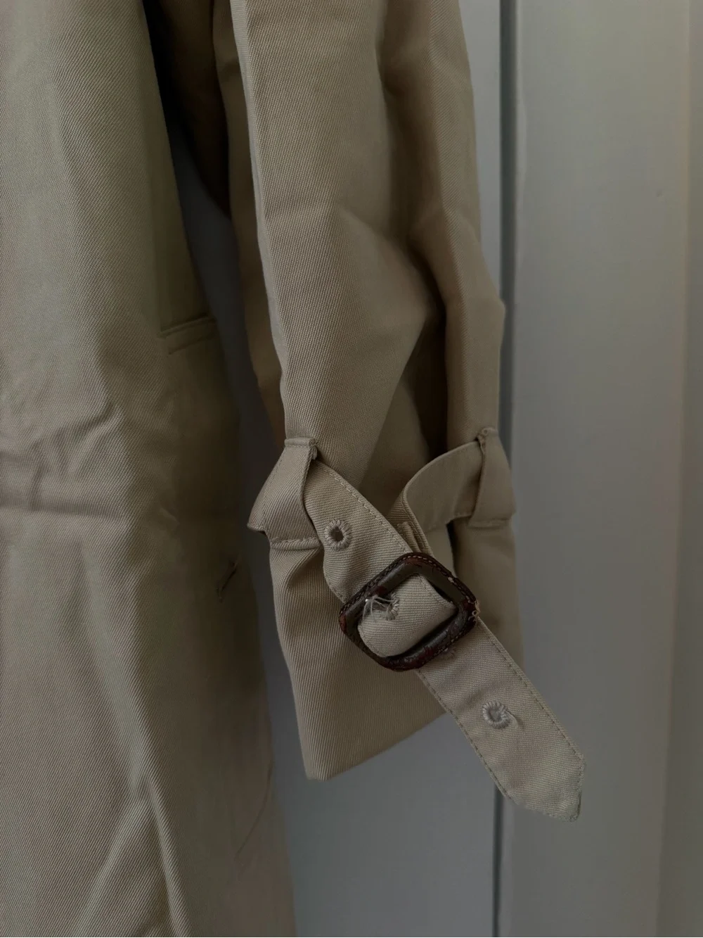 Burberry’s Beige Trench Coat - Picture 16 of 16
